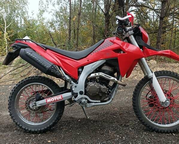 Червоний Лонкін LX 250GY-3G, об'ємом двигуна 0.25 л та пробігом 6 тис. км за 2000 $, фото 6 на Automoto.ua