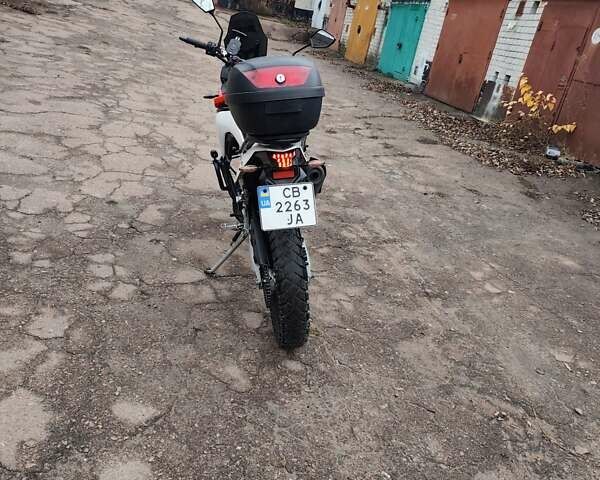 Красный Лонкин LX 250GY-3G, объемом двигателя 0.22 л и пробегом 23 тыс. км за 1750 $, фото 10 на Automoto.ua