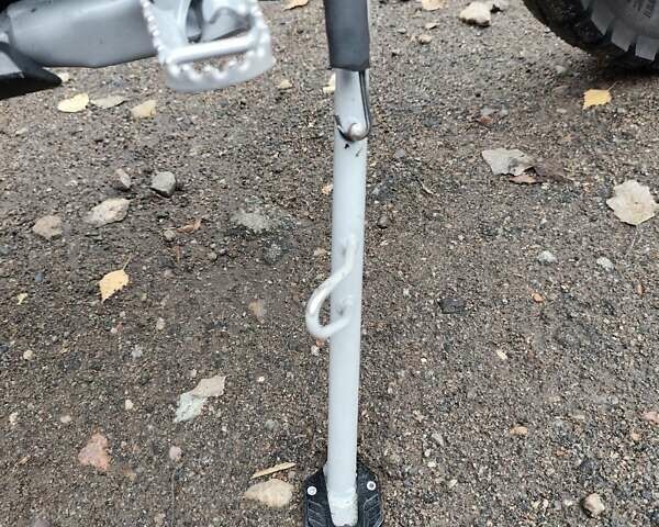 Красный Лонкин LX 250GY-3G, объемом двигателя 0.22 л и пробегом 23 тыс. км за 1750 $, фото 20 на Automoto.ua