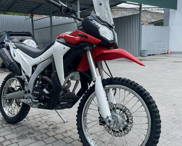 Красный Лонкин LX 250GY-3G, объемом двигателя 0.22 л и пробегом 22 тыс. км за 1300 $, фото 4 на Automoto.ua