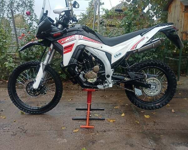 Чорний Лонкін LX 300GY-A, об'ємом двигуна 0.3 л та пробігом 5 тис. км за 2700 $, фото 4 на Automoto.ua