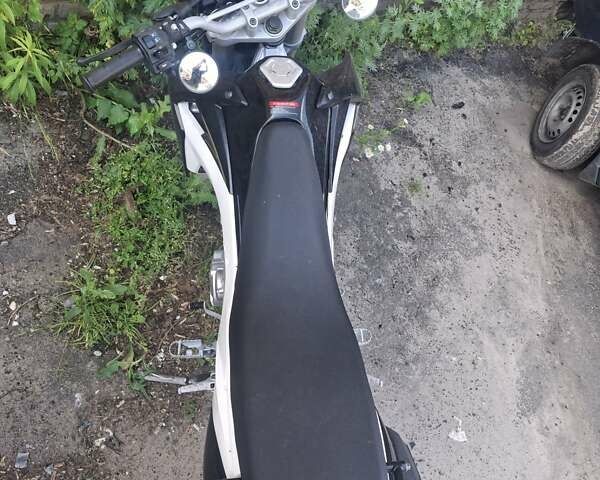 Черный Лонкин LX 300GY, объемом двигателя 0.3 л и пробегом 14 тыс. км за 1850 $, фото 2 на Automoto.ua