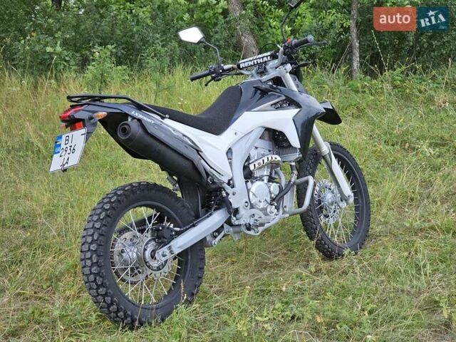 Чорний Лонкін LX 300GY, об'ємом двигуна 0 л та пробігом 13 тис. км за 2000 $, фото 4 на Automoto.ua