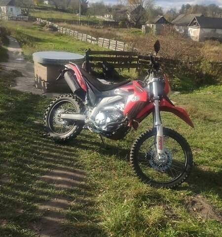 Червоний Лонкін LX 300GY, об'ємом двигуна 0.3 л та пробігом 13 тис. км за 2200 $, фото 1 на Automoto.ua