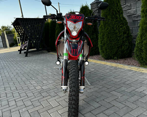 Красный Лонкин LX 300GY, объемом двигателя 0.3 л и пробегом 12 тыс. км за 2200 $, фото 4 на Automoto.ua