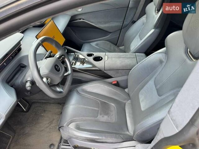 Жовтий Лотус Eletre, об'ємом двигуна 0 л та пробігом 3 тис. км за 135500 $, фото 7 на Automoto.ua