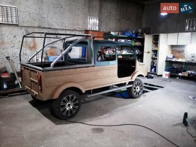 Бежевий ЛуАЗ 1302, об'ємом двигуна 1.09 л та пробігом 1 тис. км за 2000 $, фото 7 на Automoto.ua