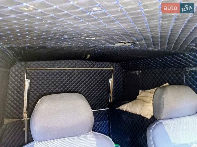 Сірий ЛуАЗ 1302, об'ємом двигуна 1.2 л та пробігом 100 тис. км за 2590 $, фото 5 на Automoto.ua