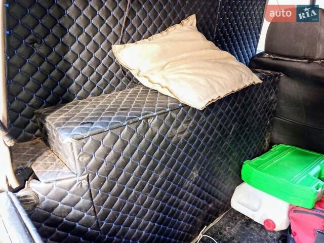 Сірий ЛуАЗ 1302, об'ємом двигуна 1.2 л та пробігом 100 тис. км за 2590 $, фото 4 на Automoto.ua