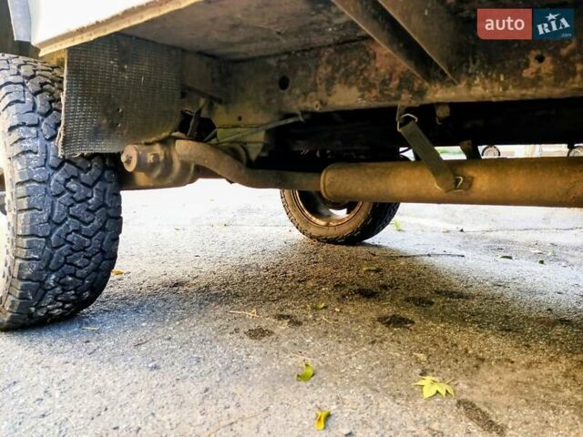 Сірий ЛуАЗ 1302, об'ємом двигуна 1.2 л та пробігом 100 тис. км за 2590 $, фото 12 на Automoto.ua