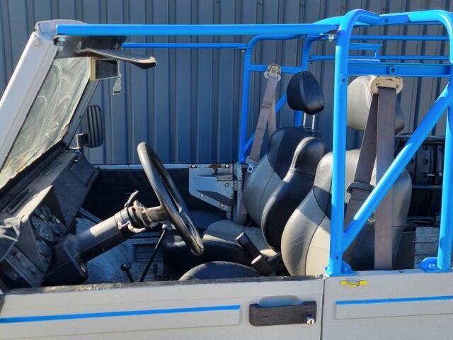 Серый ЛуАЗ 1302, объемом двигателя 1 л и пробегом 50 тыс. км за 2000 $, фото 3 на Automoto.ua