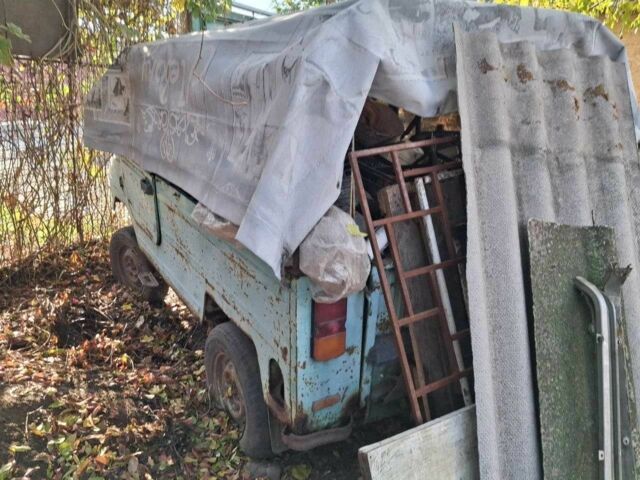 ЛуАЗ 1302 1980 в Запорожье на Automoto.ua Зеленый ЛуАЗ 1302, объемом двигателя 0 л и пробегом 1000 тыс. км за 93 $, фото 2 на Automoto.ua