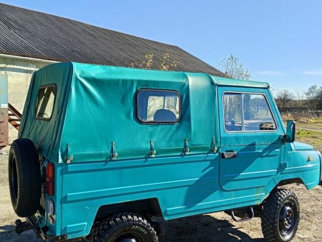 Зелений ЛуАЗ 1302, об'ємом двигуна 0 л та пробігом 9 тис. км за 2500 $, фото 2 на Automoto.ua