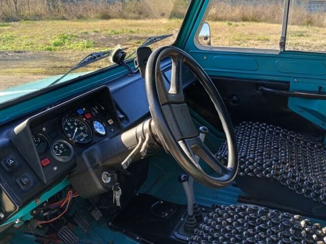 Зелений ЛуАЗ 1302, об'ємом двигуна 0 л та пробігом 9 тис. км за 2500 $, фото 5 на Automoto.ua