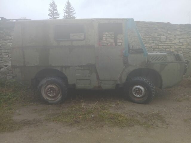 Зеленый ЛуАЗ 967, объемом двигателя 1 л и пробегом 2 тыс. км за 2405 $, фото 2 на Automoto.ua