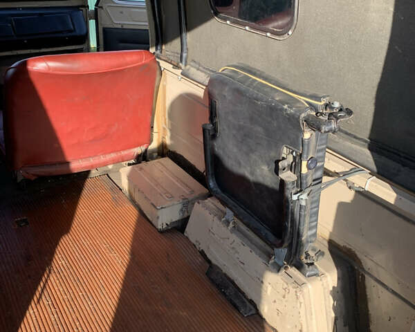 Бежевый ЛуАЗ 969 Волинь, объемом двигателя 0 л и пробегом 20 тыс. км за 3200 $, фото 17 на Automoto.ua