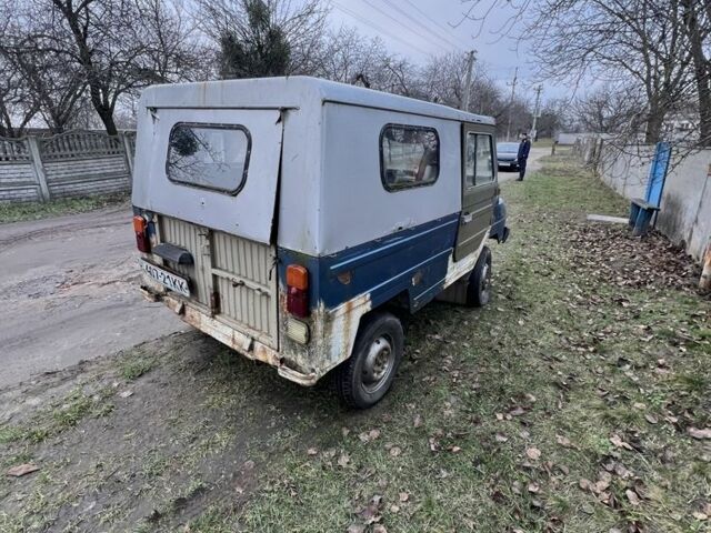 Бежевый ЛуАЗ 969 Волинь, объемом двигателя 0 л и пробегом 100 тыс. км за 550 $, фото 3 на Automoto.ua