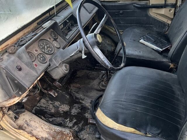 Бежевий ЛуАЗ 969 Волинь, об'ємом двигуна 0 л та пробігом 56 тис. км за 1000 $, фото 4 на Automoto.ua