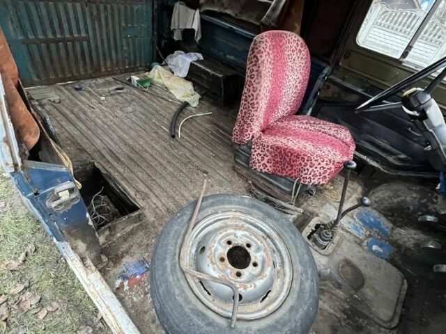 Бежевый ЛуАЗ 969 Волинь, объемом двигателя 0 л и пробегом 100 тыс. км за 550 $, фото 4 на Automoto.ua