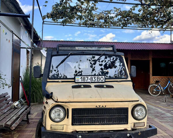 Бежевый ЛуАЗ 969 Волинь, объемом двигателя 0 л и пробегом 50 тыс. км за 1800 $, фото 1 на Automoto.ua