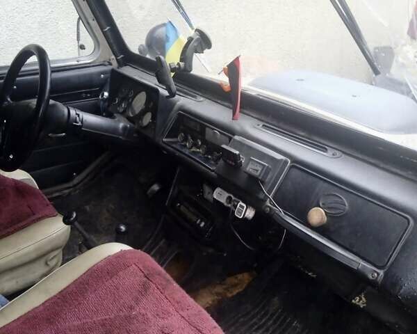 Бежевый ЛуАЗ 969 Волинь, объемом двигателя 1.2 л и пробегом 99 тыс. км за 1170 $, фото 2 на Automoto.ua