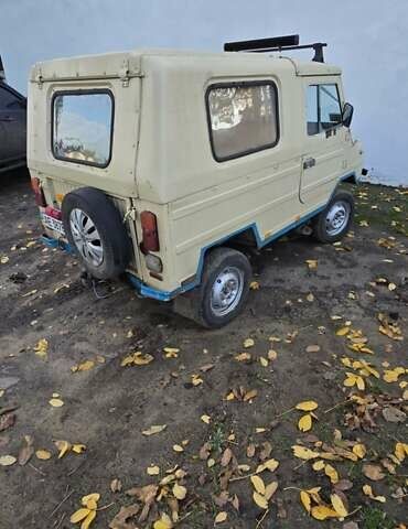Бежевый ЛуАЗ 969 Волинь, объемом двигателя 1.6 л и пробегом 25 тыс. км за 2500 $, фото 9 на Automoto.ua