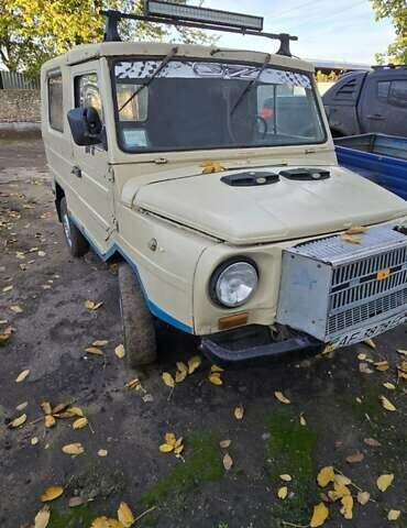 Бежевый ЛуАЗ 969 Волинь, объемом двигателя 1.6 л и пробегом 25 тыс. км за 2500 $, фото 10 на Automoto.ua