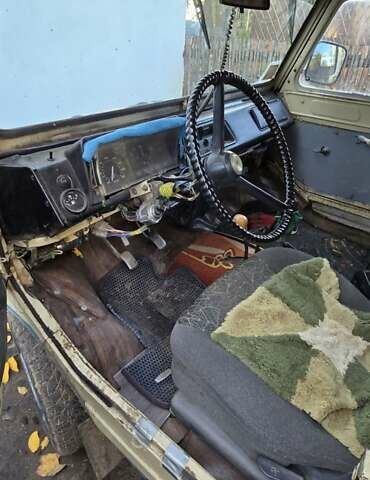 Бежевый ЛуАЗ 969 Волинь, объемом двигателя 1.6 л и пробегом 25 тыс. км за 2500 $, фото 6 на Automoto.ua