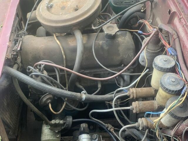 Червоний ЛуАЗ 969 Волинь, об'ємом двигуна 1.2 л та пробігом 123 тис. км за 1074 $, фото 5 на Automoto.ua