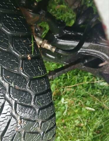 Красный ЛуАЗ 969 Волинь, объемом двигателя 1.3 л и пробегом 100 тыс. км за 2400 $, фото 13 на Automoto.ua