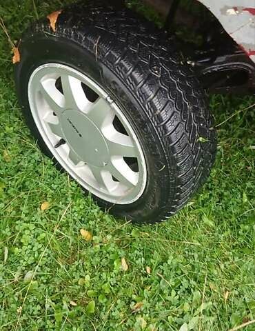 Красный ЛуАЗ 969 Волинь, объемом двигателя 1.3 л и пробегом 100 тыс. км за 2400 $, фото 9 на Automoto.ua