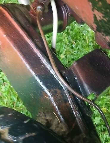 Красный ЛуАЗ 969 Волинь, объемом двигателя 1.3 л и пробегом 100 тыс. км за 2400 $, фото 10 на Automoto.ua