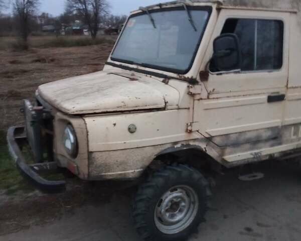 Желтый ЛуАЗ 969 Волинь, объемом двигателя 0 л и пробегом 999 тыс. км за 1400 $, фото 4 на Automoto.ua