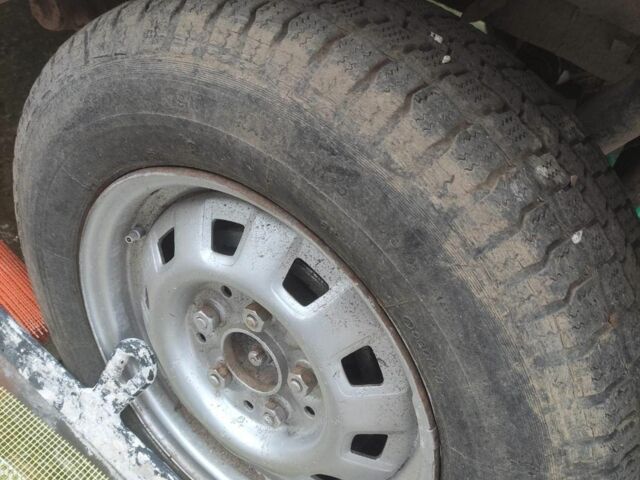 Желтый ЛуАЗ 969 Волинь, объемом двигателя 0 л и пробегом 344 тыс. км за 850 $, фото 2 на Automoto.ua