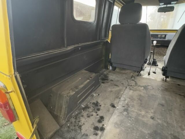 Желтый ЛуАЗ 969 Волинь, объемом двигателя 1.2 л и пробегом 2 тыс. км за 2950 $, фото 10 на Automoto.ua