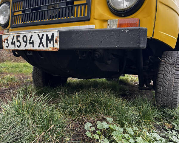 Желтый ЛуАЗ 969 Волинь, объемом двигателя 0 л и пробегом 58 тыс. км за 2950 $, фото 2 на Automoto.ua