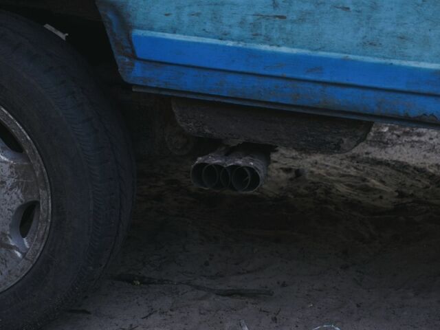 Синий ЛуАЗ 969 Волинь, объемом двигателя 1 л и пробегом 53 тыс. км за 1000 $, фото 5 на Automoto.ua