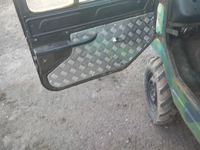 Зеленый ЛуАЗ 969 Волинь, объемом двигателя 1 л и пробегом 55 тыс. км за 1111 $, фото 7 на Automoto.ua