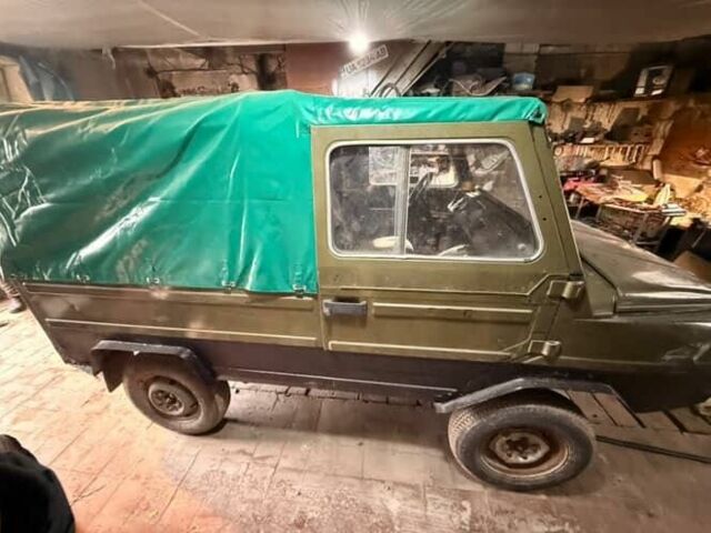 ЛуАЗ 969 Волинь 1990 в Черткове на Automoto.ua Зеленый ЛуАЗ 969 Волинь, объемом двигателя 1.2 л и пробегом 3 тыс. км за 1300 $, фото 4 на Automoto.ua