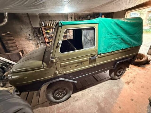 ЛуАЗ 969 Волинь 1990 в Черткове на Automoto.ua Зеленый ЛуАЗ 969 Волинь, объемом двигателя 1.2 л и пробегом 3 тыс. км за 1300 $, фото 1 на Automoto.ua