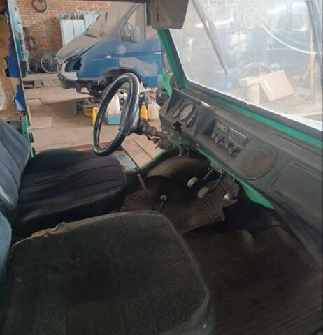 Зелений ЛуАЗ 969 Волинь, об'ємом двигуна 0 л та пробігом 100 тис. км за 1350 $, фото 2 на Automoto.ua