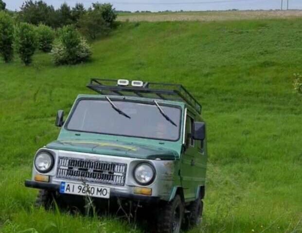 Зелений ЛуАЗ 969 Волинь, об'ємом двигуна 1.1 л та пробігом 40 тис. км за 1998 $, фото 1 на Automoto.ua
