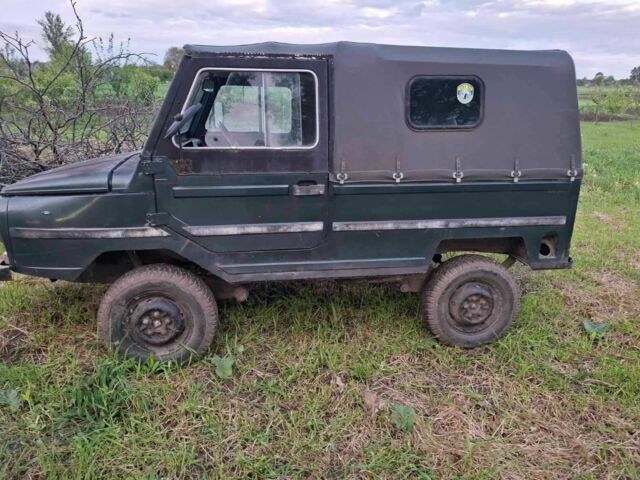 Зеленый ЛуАЗ 969 Волинь, объемом двигателя 1.2 л и пробегом 10 тыс. км за 716 $, фото 5 на Automoto.ua