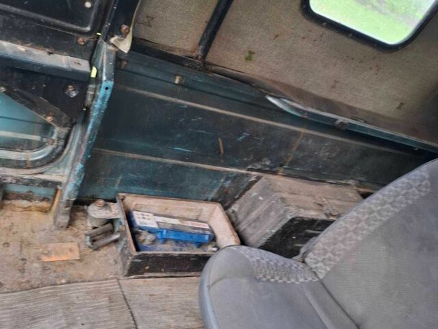 Зеленый ЛуАЗ 969 Волинь, объемом двигателя 1.2 л и пробегом 10 тыс. км за 716 $, фото 6 на Automoto.ua