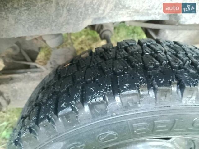 Зеленый ЛуАЗ 969 Волинь, объемом двигателя 1.2 л и пробегом 80 тыс. км за 1200 $, фото 2 на Automoto.ua