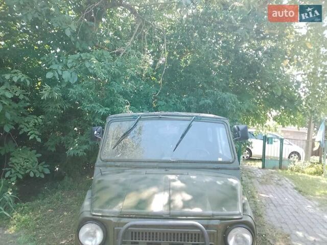 Зеленый ЛуАЗ 969 Волинь, объемом двигателя 1.2 л и пробегом 80 тыс. км за 1200 $, фото 1 на Automoto.ua