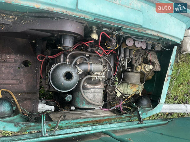 Зеленый ЛуАЗ 969 Волинь, объемом двигателя 1.2 л и пробегом 39 тыс. км за 1100 $, фото 8 на Automoto.ua