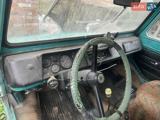 Зеленый ЛуАЗ 969 Волинь, объемом двигателя 1.2 л и пробегом 39 тыс. км за 1100 $, фото 5 на Automoto.ua