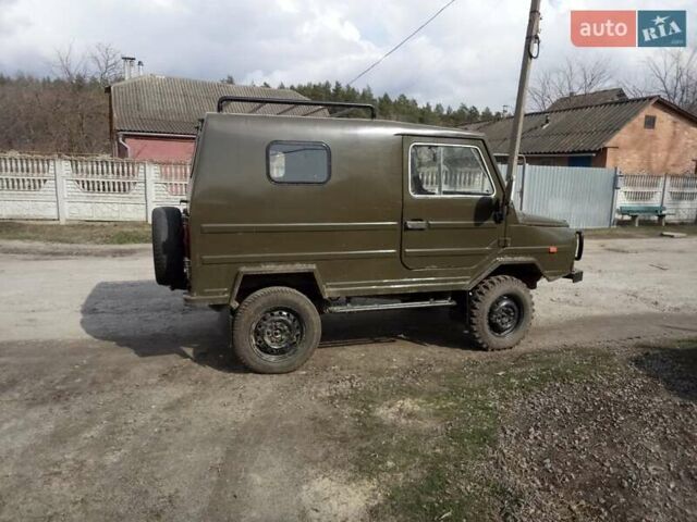 Зеленый ЛуАЗ 969 Волинь, объемом двигателя 1.2 л и пробегом 50 тыс. км за 1250 $, фото 4 на Automoto.ua