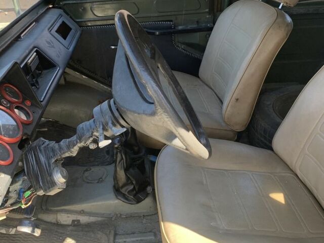 Зеленый ЛуАЗ 969 Волинь, объемом двигателя 0 л и пробегом 50 тыс. км за 1600 $, фото 6 на Automoto.ua